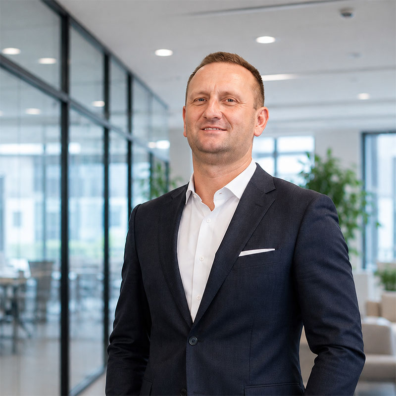 Marcin Stępień - Specjalista ds. marketingu w firmie LAMA