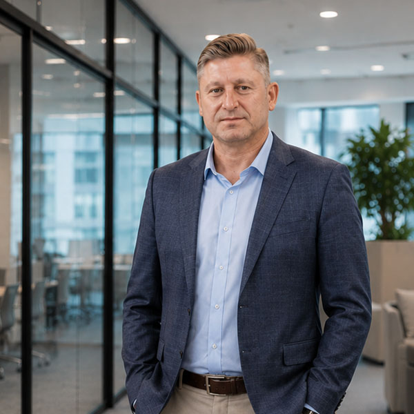 Rafał Nowakowski - Specjalista ds. marketingu w firmie LAMA